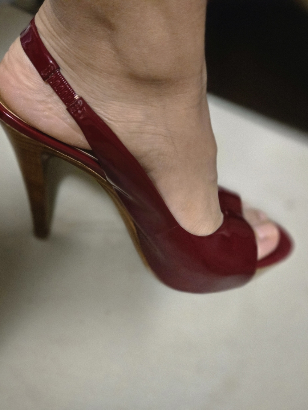 Jessica Simpson Red Patent Leather Heels, Open Toe (Peep Toe) – Size 6 - Picture 6 of 8